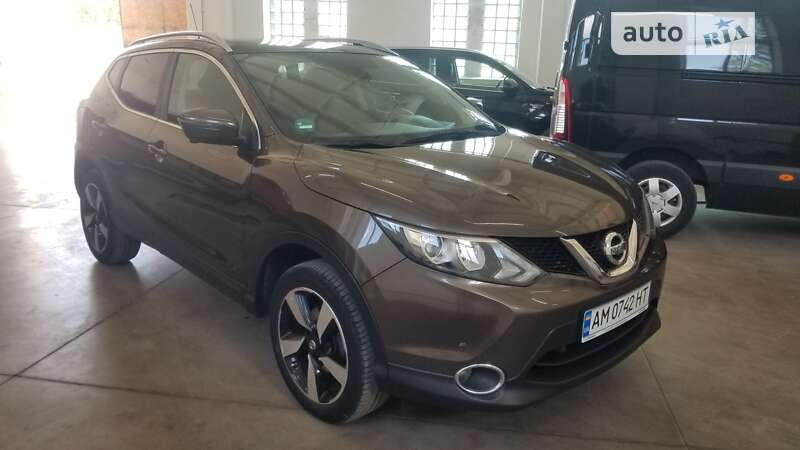 Позашляховик / Кросовер Nissan Qashqai 2015 в Бердичеві