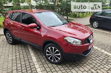 Внедорожник / Кроссовер Nissan Qashqai 2013 в Ивано-Франковске