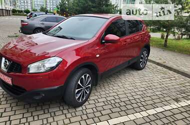 Внедорожник / Кроссовер Nissan Qashqai 2013 в Ивано-Франковске