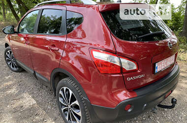 Позашляховик / Кросовер Nissan Qashqai 2012 в Покровську