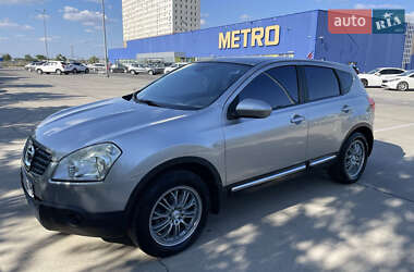 Внедорожник / Кроссовер Nissan Qashqai 2008 в 