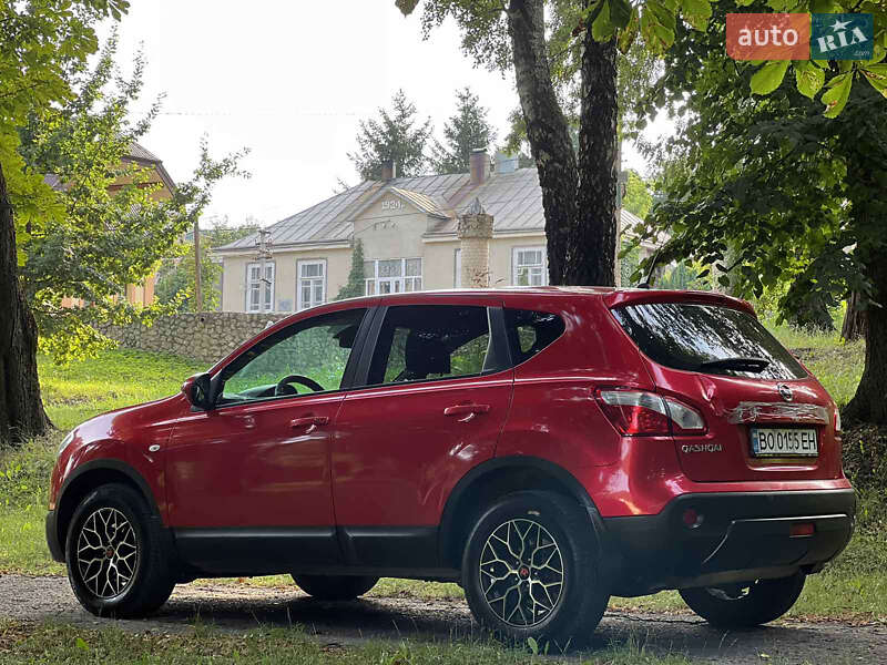 Позашляховик / Кросовер Nissan Qashqai 2013 в Кременці