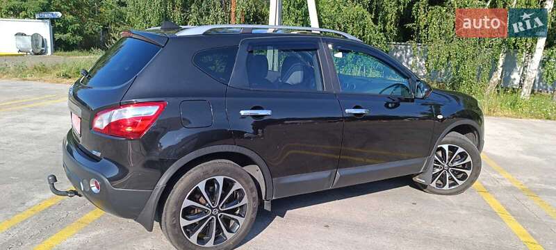 Позашляховик / Кросовер Nissan Qashqai 2011 в Києві