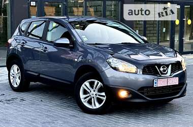 Позашляховик / Кросовер Nissan Qashqai 2010 в Полтаві