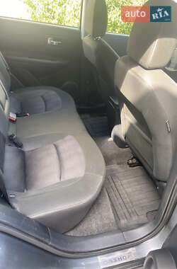Внедорожник / Кроссовер Nissan Qashqai 2012 в 
