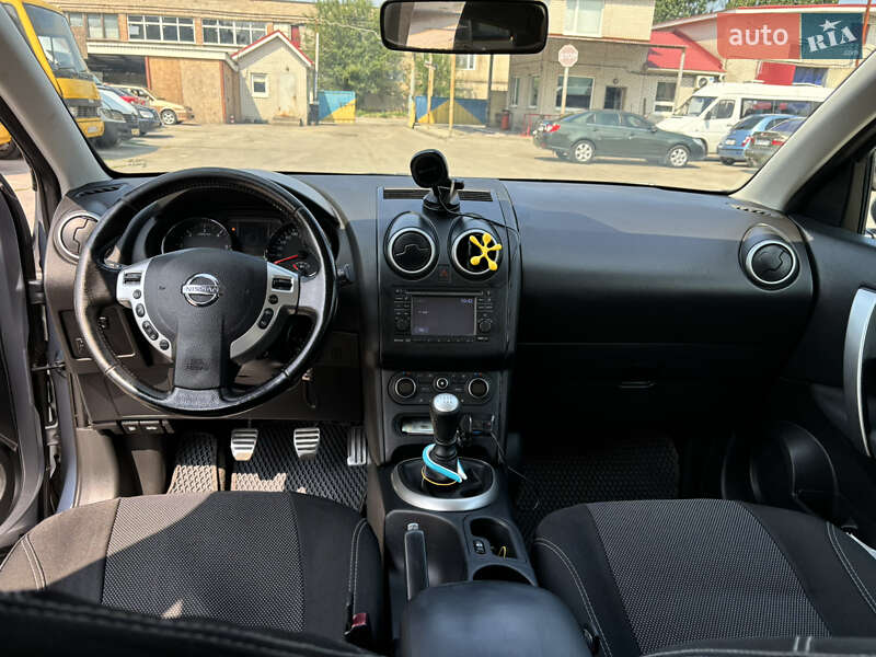 Внедорожник / Кроссовер Nissan Qashqai 2011 в Запорожье
