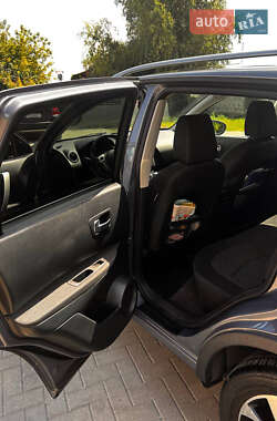 Внедорожник / Кроссовер Nissan Qashqai 2009 в 
