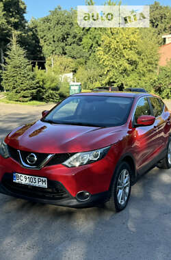 Позашляховик / Кросовер Nissan Qashqai 2016 в Львові