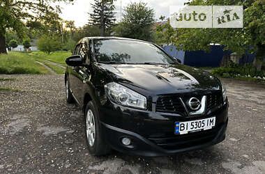 Позашляховик / Кросовер Nissan Qashqai 2011 в Полтаві