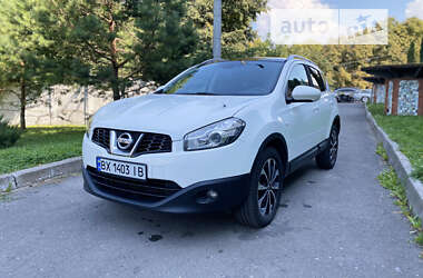 Внедорожник / Кроссовер Nissan Qashqai 2012 в Хмельницком