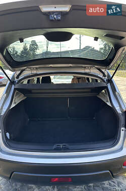 Внедорожник / Кроссовер Nissan Qashqai 2012 в 
