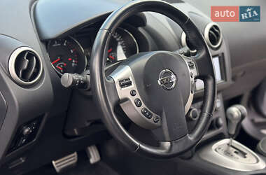 Позашляховик / Кросовер Nissan Qashqai 2011 в 