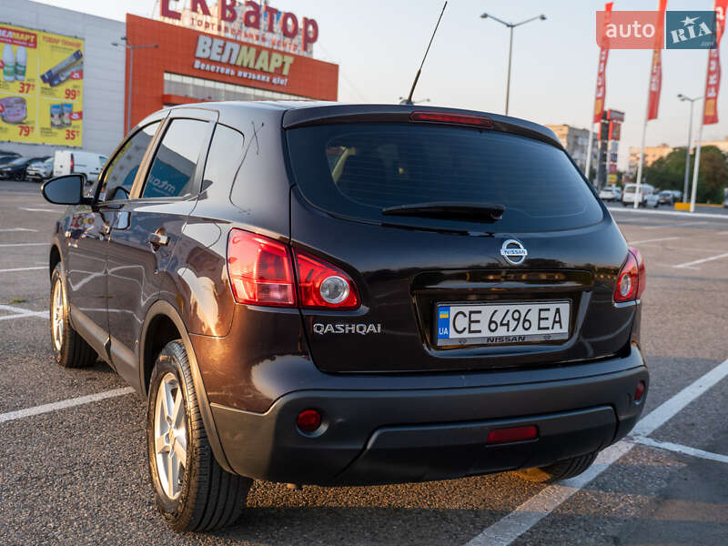 Внедорожник / Кроссовер Nissan Qashqai 2009 в Черновцах