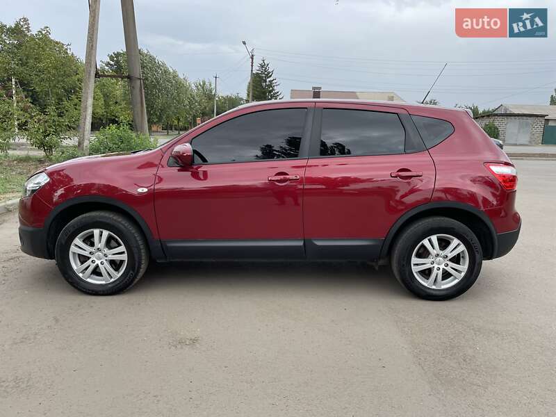 Позашляховик / Кросовер Nissan Qashqai 2012 в Олександрії