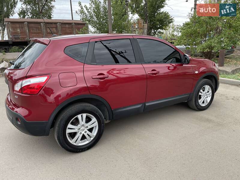 Позашляховик / Кросовер Nissan Qashqai 2012 в Олександрії