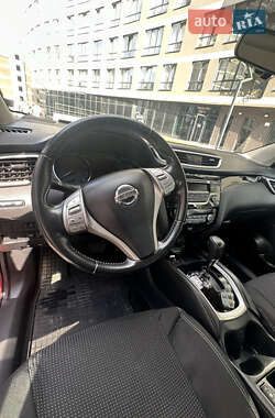 Внедорожник / Кроссовер Nissan Qashqai 2017 в 