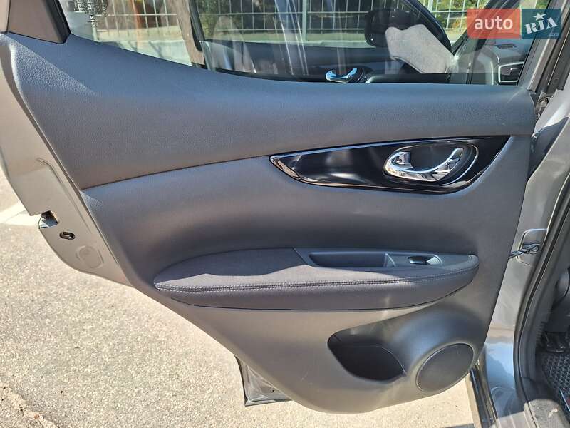 Внедорожник / Кроссовер Nissan Qashqai 2016 в Кропивницком фото 8 Внедорожник / Кроссовер Nissan Qashqai 2016 в Кропивницком