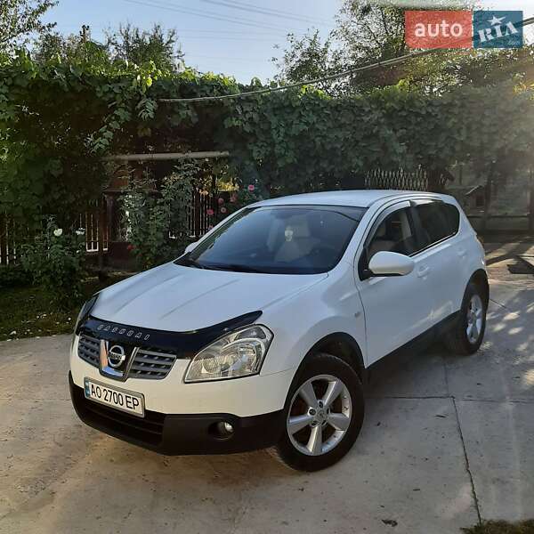 Внедорожник / Кроссовер Nissan Qashqai 2009 в Монастыриске