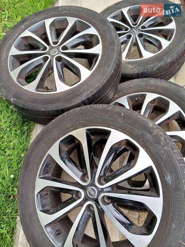 Внедорожник / Кроссовер Nissan Qashqai 2010 в Бориславе