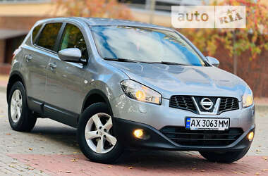 Внедорожник / Кроссовер Nissan Qashqai 2010 в Харькове