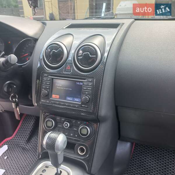 Внедорожник / Кроссовер Nissan Qashqai 2010 в Черновцах