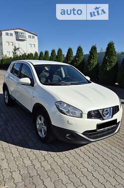 Позашляховик / Кросовер Nissan Qashqai 2013 в Львові