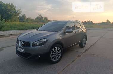 Внедорожник / Кроссовер Nissan Qashqai 2011 в Дубно