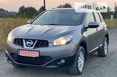 Позашляховик / Кросовер Nissan Qashqai 2011 в Луцьку