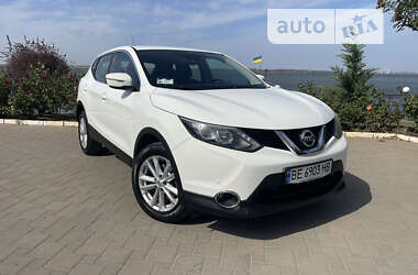 Внедорожник / Кроссовер Nissan Qashqai 2014 в Николаеве