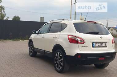 Внедорожник / Кроссовер Nissan Qashqai 2012 в Снятине