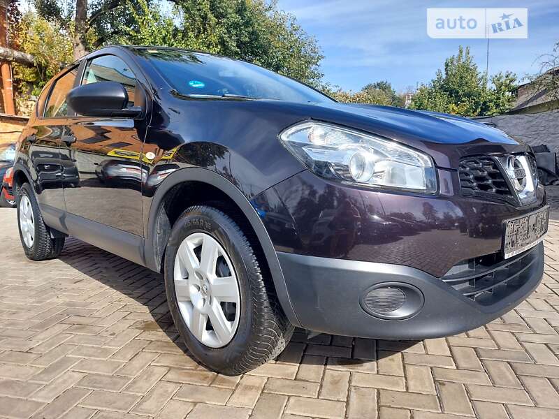 Позашляховик / Кросовер Nissan Qashqai 2012 в Сумах