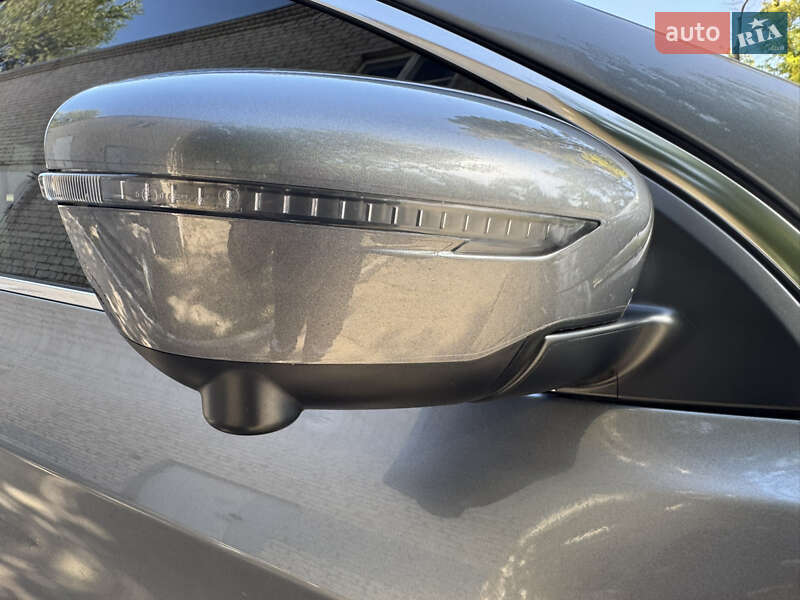 Позашляховик / Кросовер Nissan Qashqai 2017 в Кам'янському фото 7 Позашляховик / Кросовер Nissan Qashqai 2017 в Кам'янському