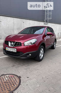 Позашляховик / Кросовер Nissan Qashqai 2012 в Києві