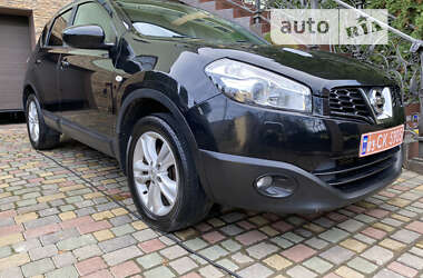 Внедорожник / Кроссовер Nissan Qashqai 2011 в Черновцах