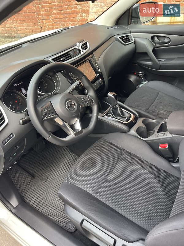 Позашляховик / Кросовер Nissan Qashqai 2019 в Львові фото 9 Позашляховик / Кросовер Nissan Qashqai 2019 в Львові