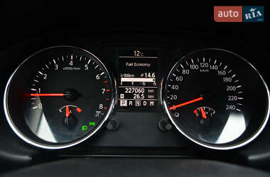 Внедорожник / Кроссовер Nissan Qashqai 2011 в 