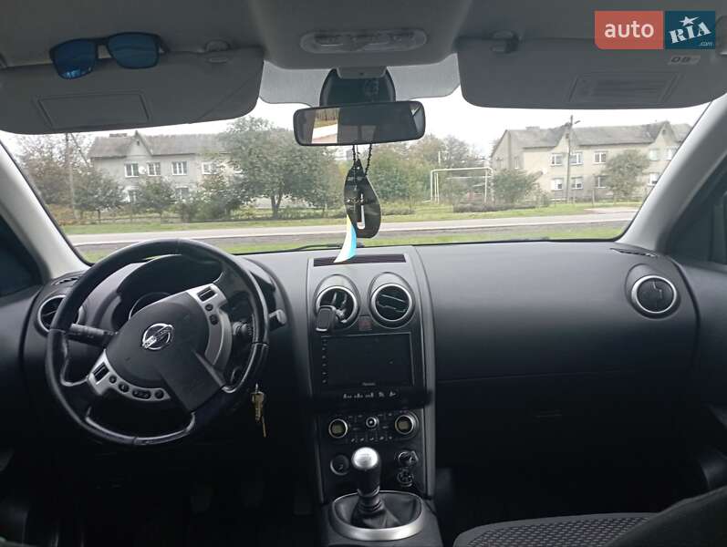 Позашляховик / Кросовер Nissan Qashqai 2009 в Дубні