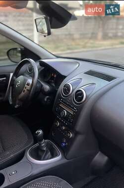 Позашляховик / Кросовер Nissan Qashqai 2008 в 