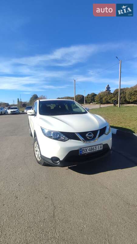 Внедорожник / Кроссовер Nissan Qashqai 2016 в Городке