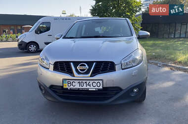 Внедорожник / Кроссовер Nissan Qashqai 2011 в Стрые