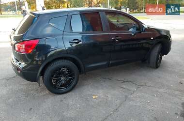Позашляховик / Кросовер Nissan Qashqai 2009 в 
