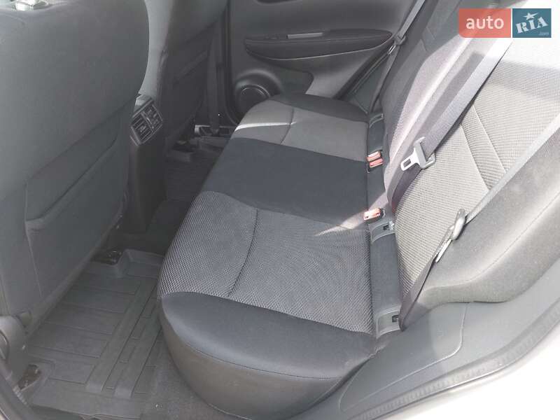 Позашляховик / Кросовер Nissan Qashqai 2015 в Одесі