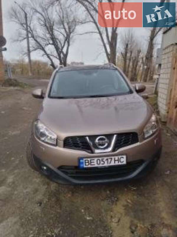 Внедорожник / Кроссовер Nissan Qashqai 2011 в Первомайске