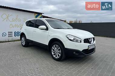 Позашляховик / Кросовер Nissan Qashqai 2011 в Києві