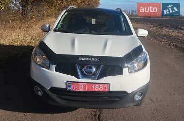 Внедорожник / Кроссовер Nissan Qashqai 2011 в Новых Санжарах