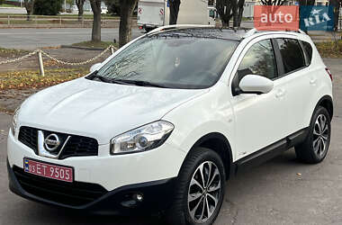 Позашляховик / Кросовер Nissan Qashqai 2012 в Луцьку