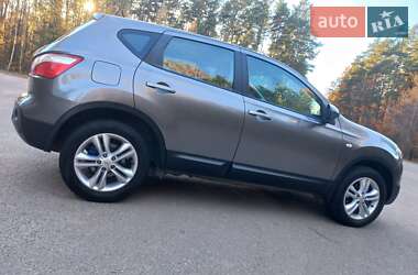 Внедорожник / Кроссовер Nissan Qashqai 2013 в Киеве