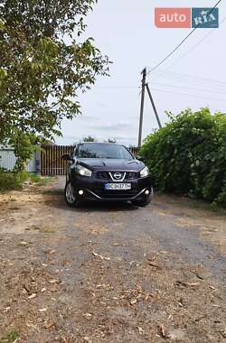 Позашляховик / Кросовер Nissan Qashqai 2011 в Львові