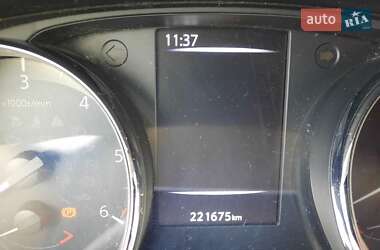 Внедорожник / Кроссовер Nissan Qashqai 2014 в 