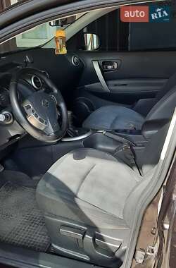 Внедорожник / Кроссовер Nissan Qashqai 2010 в Днепре